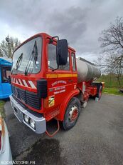 Renault G300 autocisterna