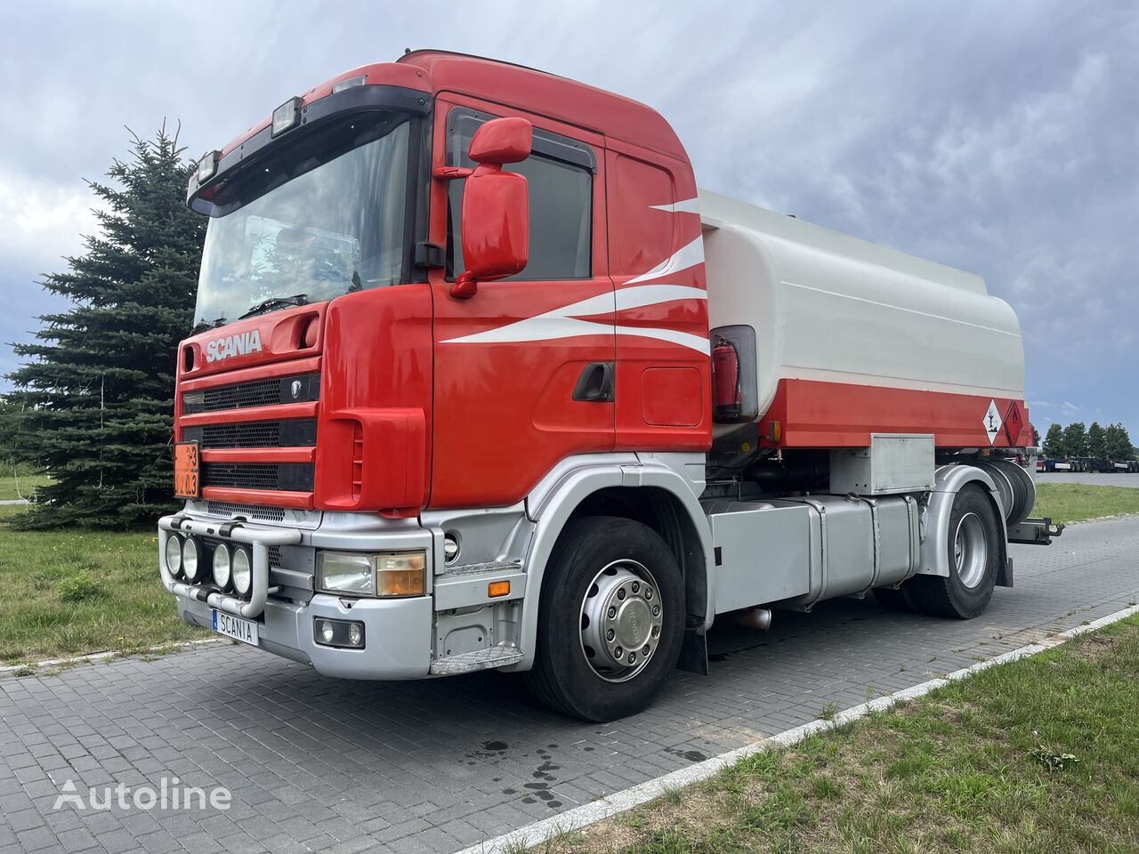 Scania R400 autocisterna za gorivo