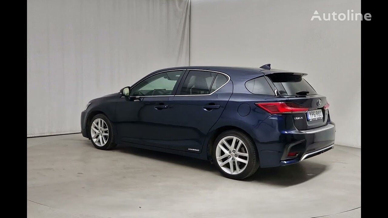 Lexus CT200h karavan