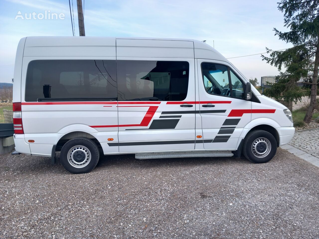 Mercedes-Benz sprinter  5,0 v8 306 km lpg putnički minibus