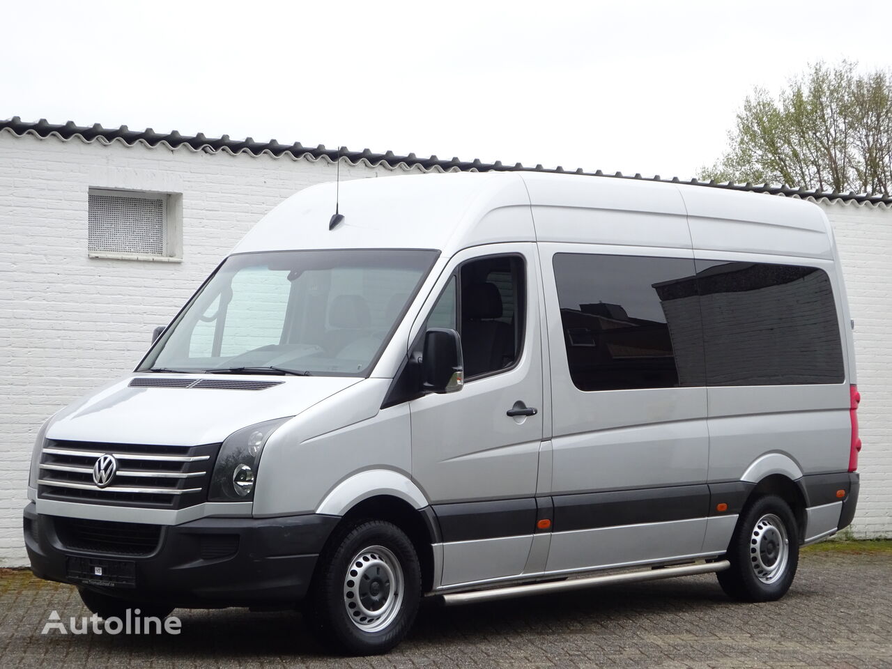 Volkswagen Crafter 2.0 Tdi 80 Kw L2H2 8 Sitze Klima Navi Pdc Schiebetür Rol putnički minibus