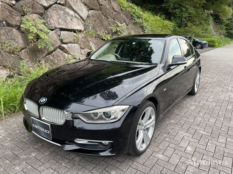 BMW 3 SERIES sedan