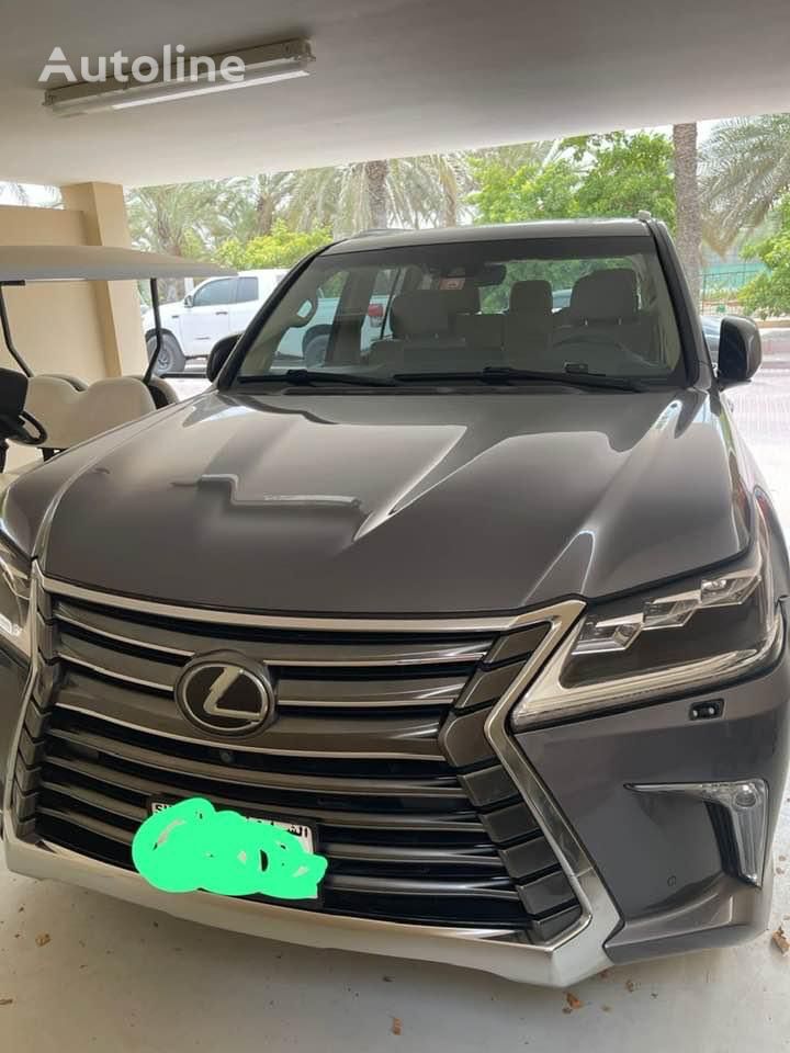 Lexus  LX570 terenac