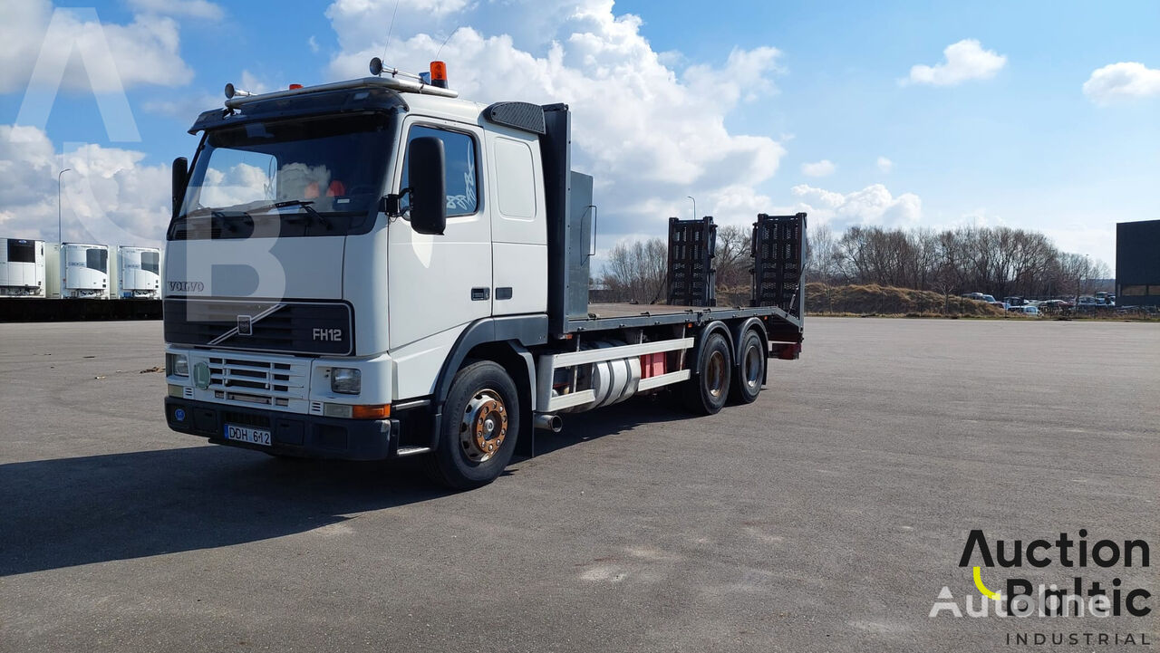 Volvo FH12 autotransporter