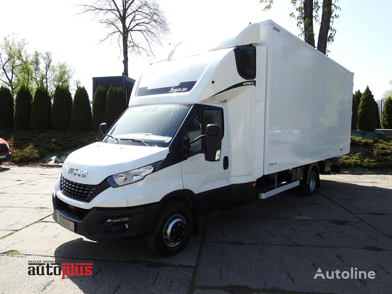 IVECO DAILY 70C18 KONTENER WINDA 14 PALET WEBASTO TEMPOMAT KLIMATYZACJ kamion furgon