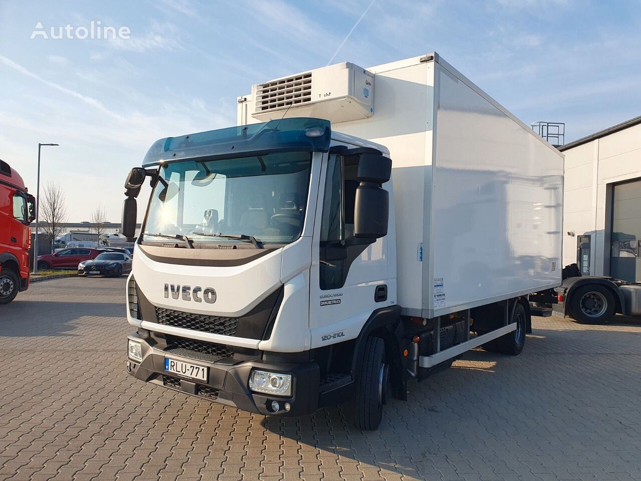IVECO 120 E 210 ThermoKing V-600 +Tail lift Max kamion hladnjača