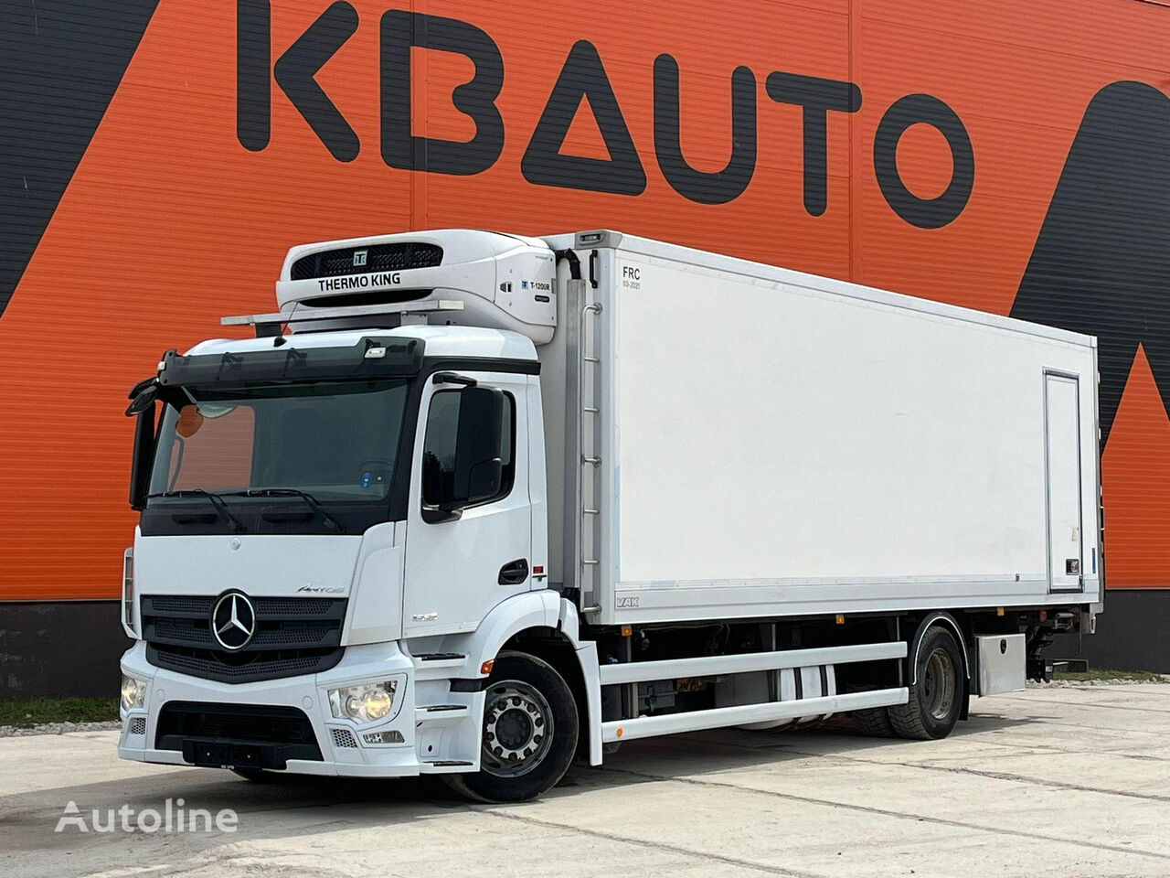 Mercedes-Benz Antos 1832 4x2 T-1200R / BOX L=8511 mm kamion hladnjača