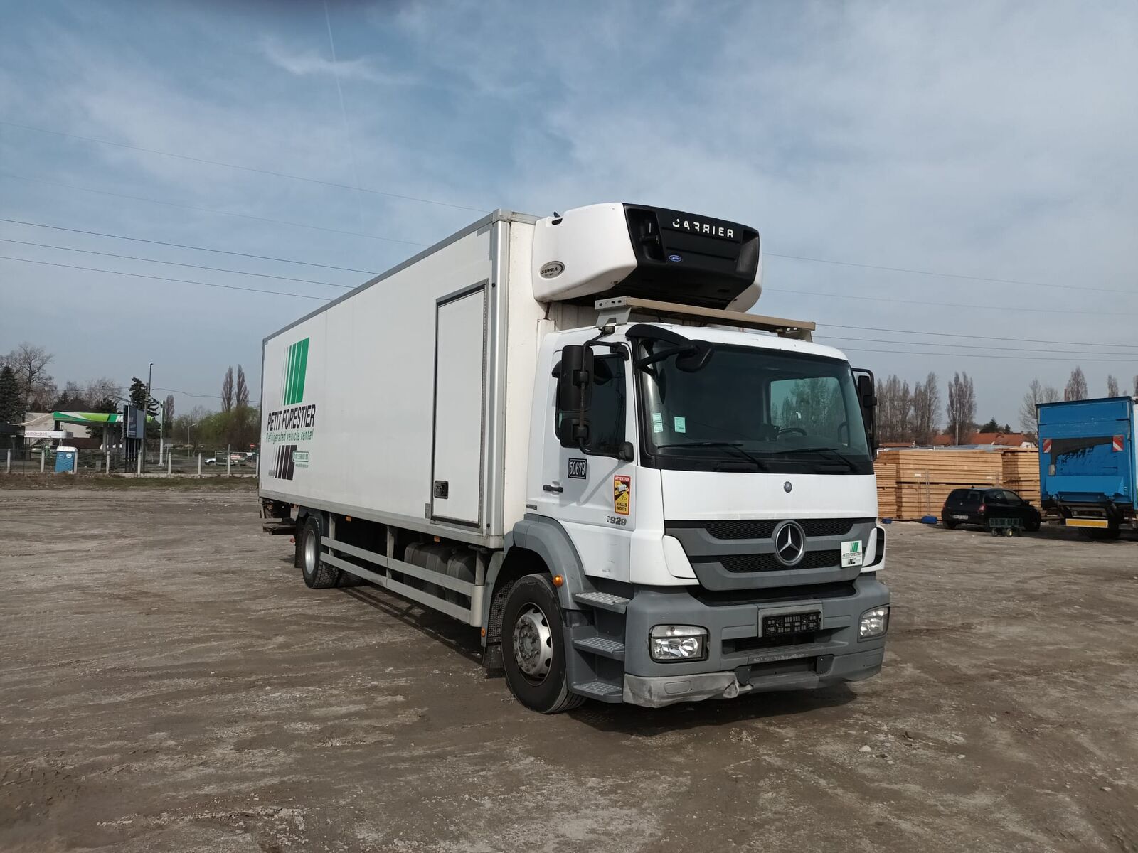 Mercedes-Benz Axor 1929 Carrier Supra 950MT + LBW - 8.7 meter kamion hladnjača