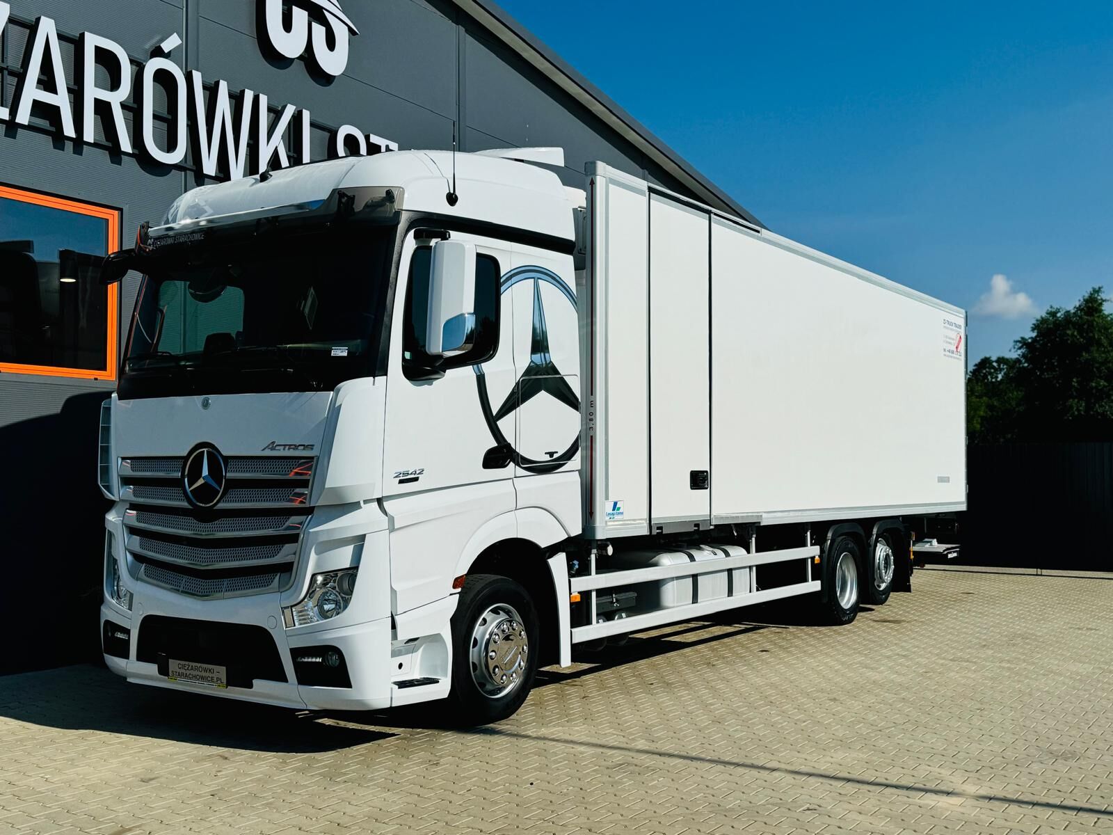 Mercedes-Benz Mercedes Actros 2542 // E6 // chłodnia 23 Epal multitemperatura  kamion hladnjača