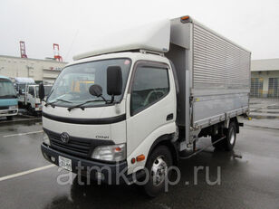 TOYOTA DYNA kamion furgon