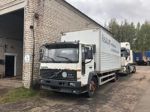 VOLVO FL6 kamion furgon
