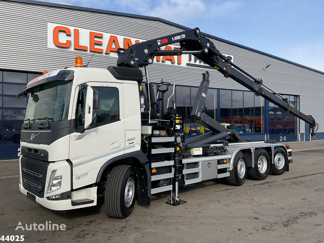 Volvo FM 460 8x2 Hiab 25 Tonmeter laadkraan kamion rol kiper