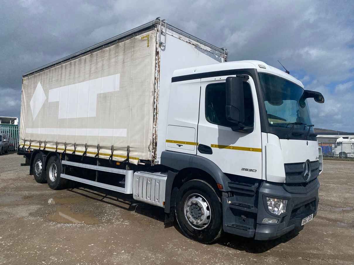 Mercedes-Benz ACTROS 2530 26 TONNE CURTAINSIDER 2017- GX67 DXR kamion s ceradom