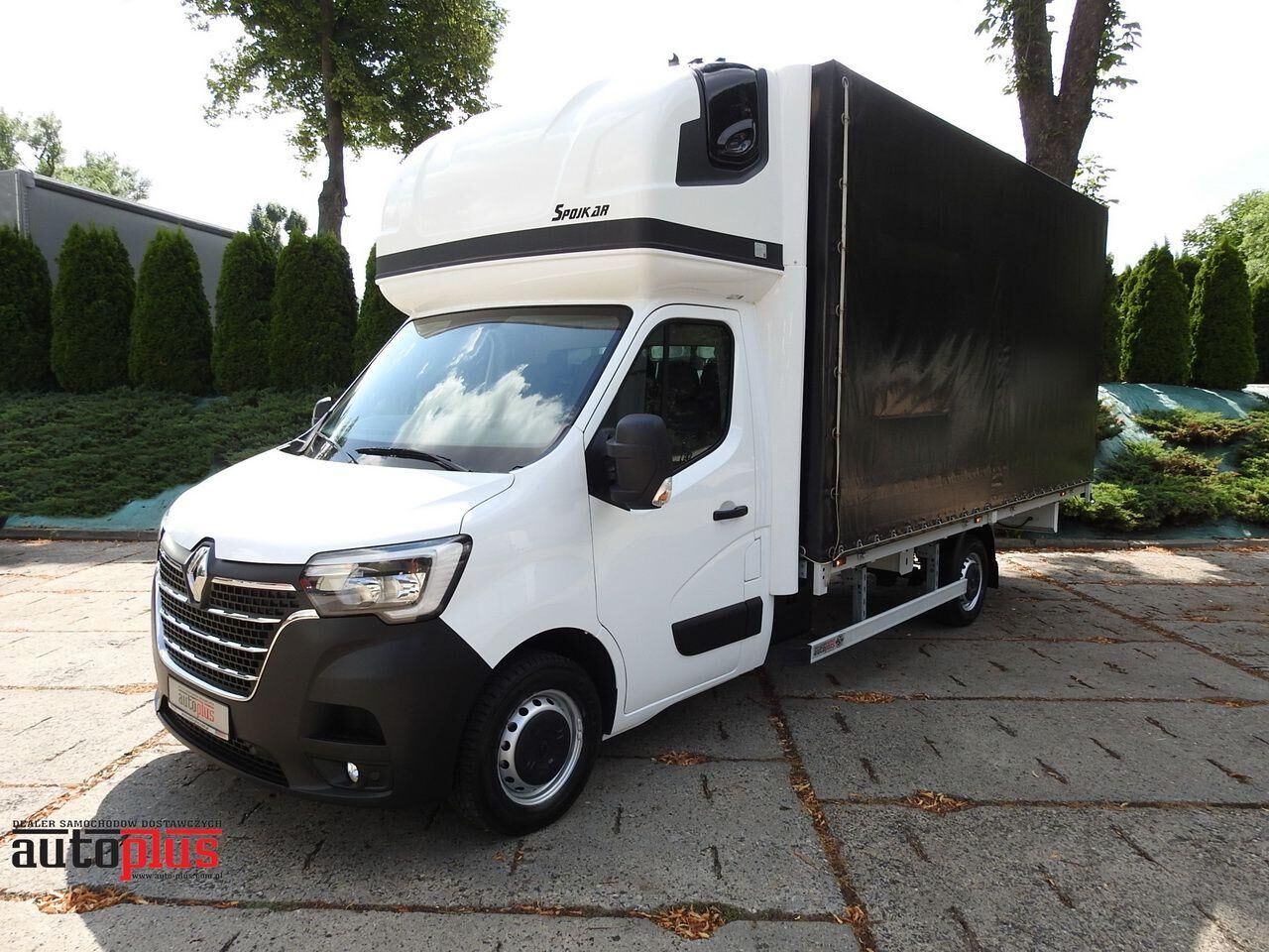 Renault MASTER  kamion s ceradom