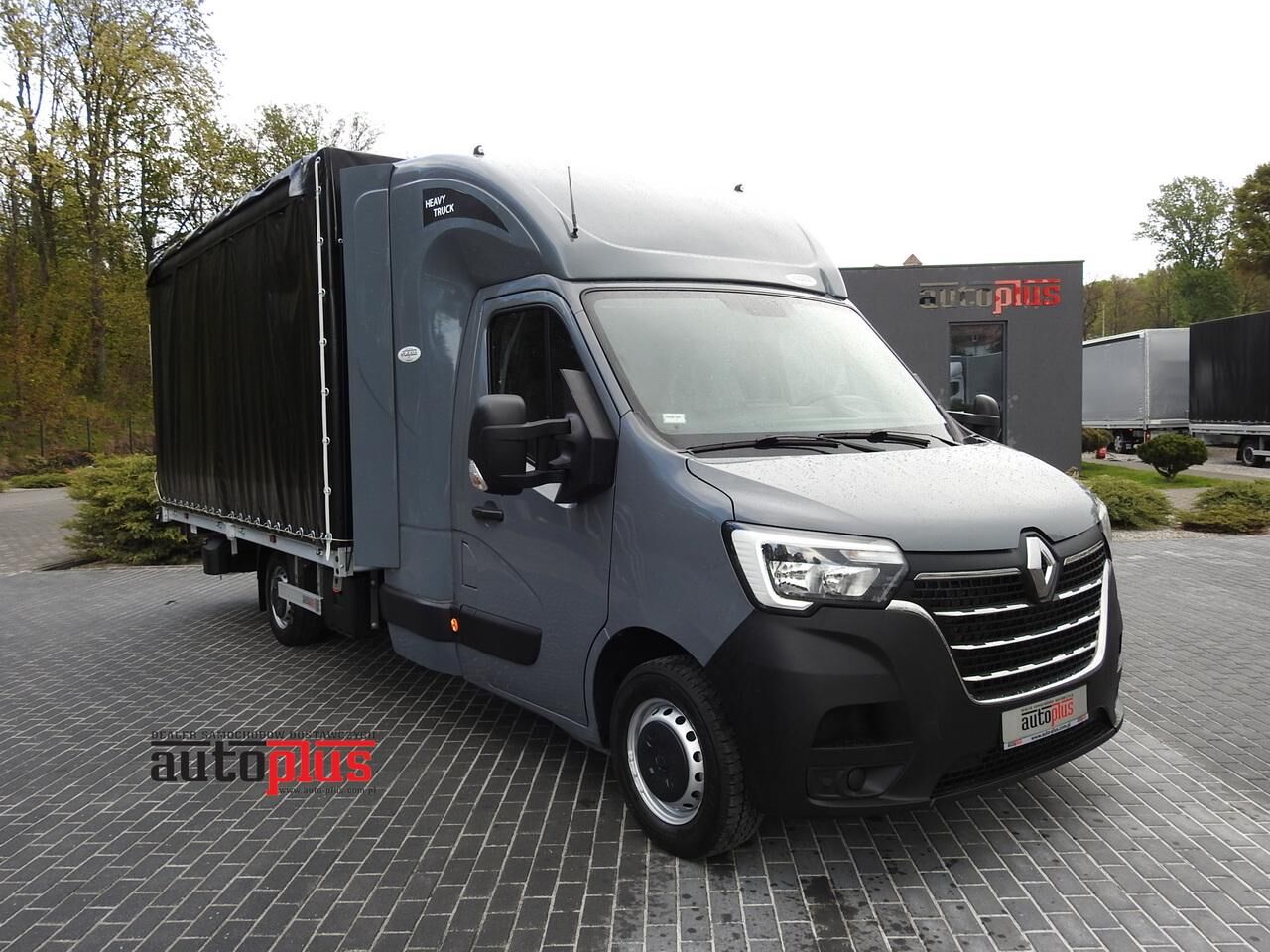 Renault MASTER PLANDEKA WINDA 10 PALET WEBASTO TEMPOMAT KLIMATYZACJA LED kamion s ceradom