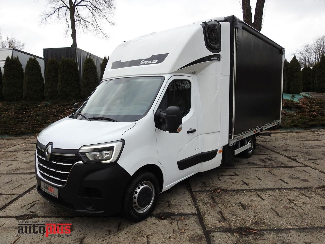 Renault MASTER PLANDEKA WINDA 10 PALET WEBASTO TEMPOMAT NAWIGACJA KLIMAT kamion s ceradom