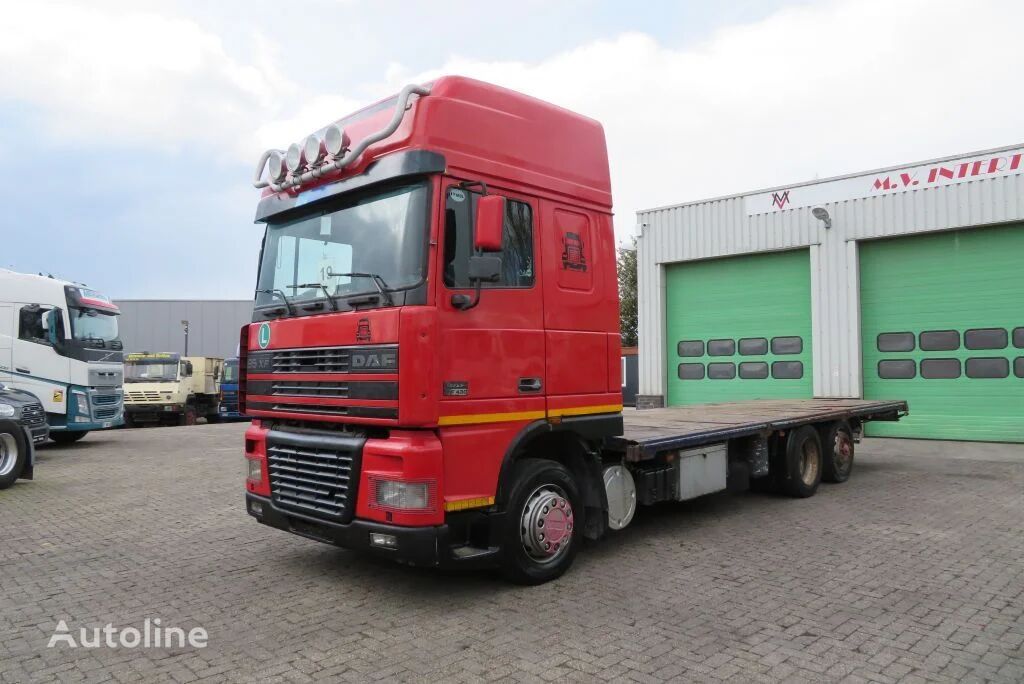 DAF XF 95.430 Manual, 3 axels, clean truck. (euro 4 for Africa) kamion s ravnom platformom