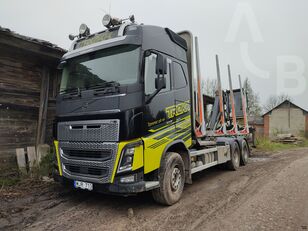 Volvo FH16 750 kamion za prevoz drva