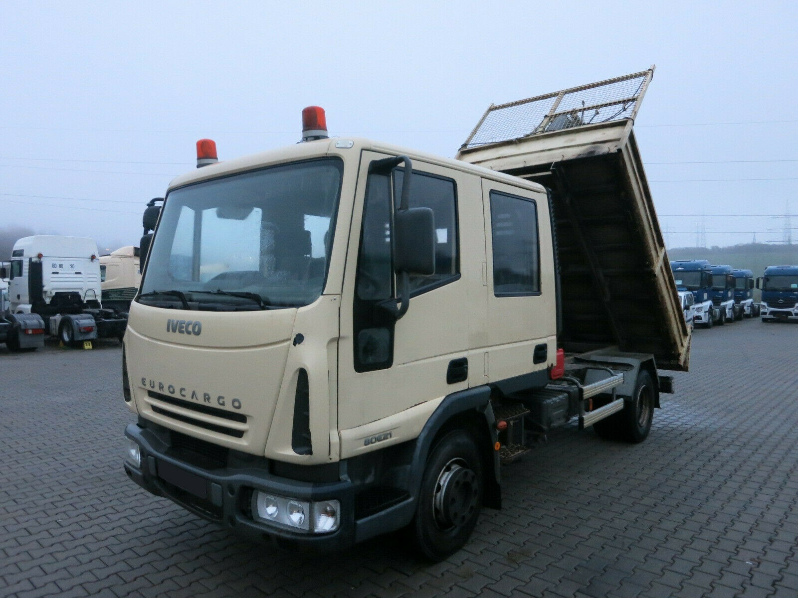 IVECO Eurocargo 80 E 21 Doka Billencs kiper