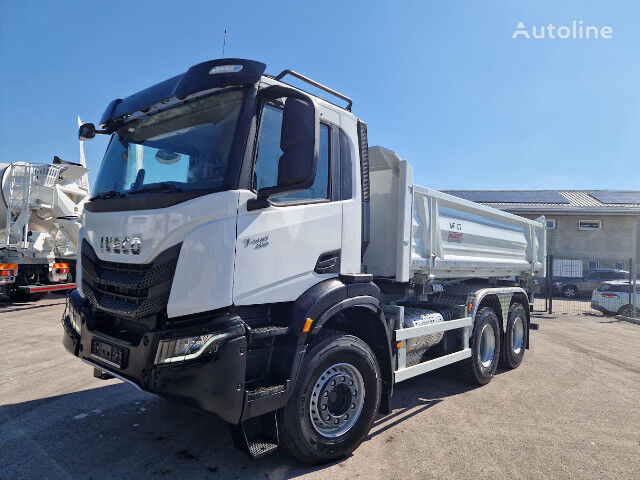 IVECO T-WAY AD380T45 kiper