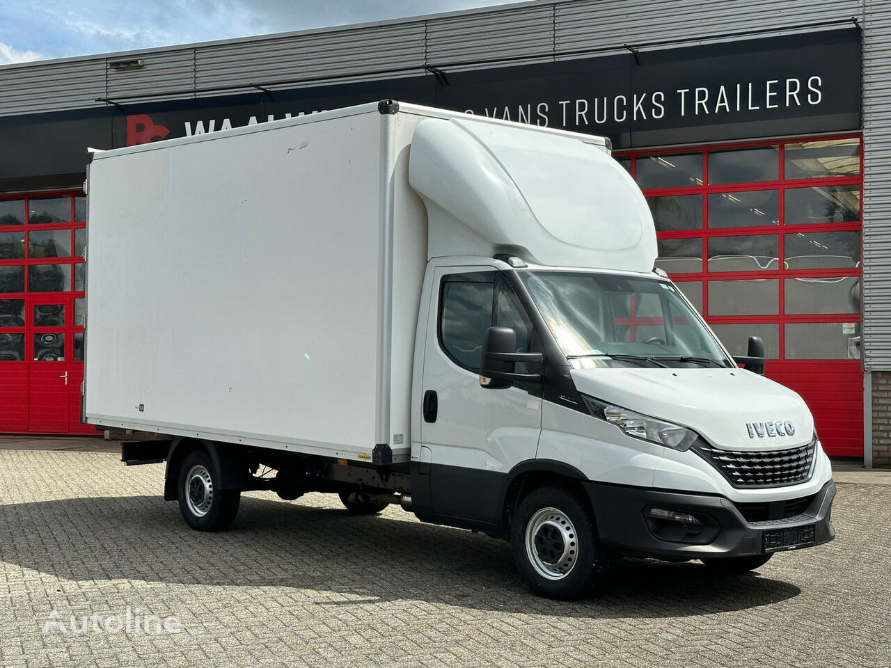 IVECO Daily 35S14 kamion furgon < 3.5t