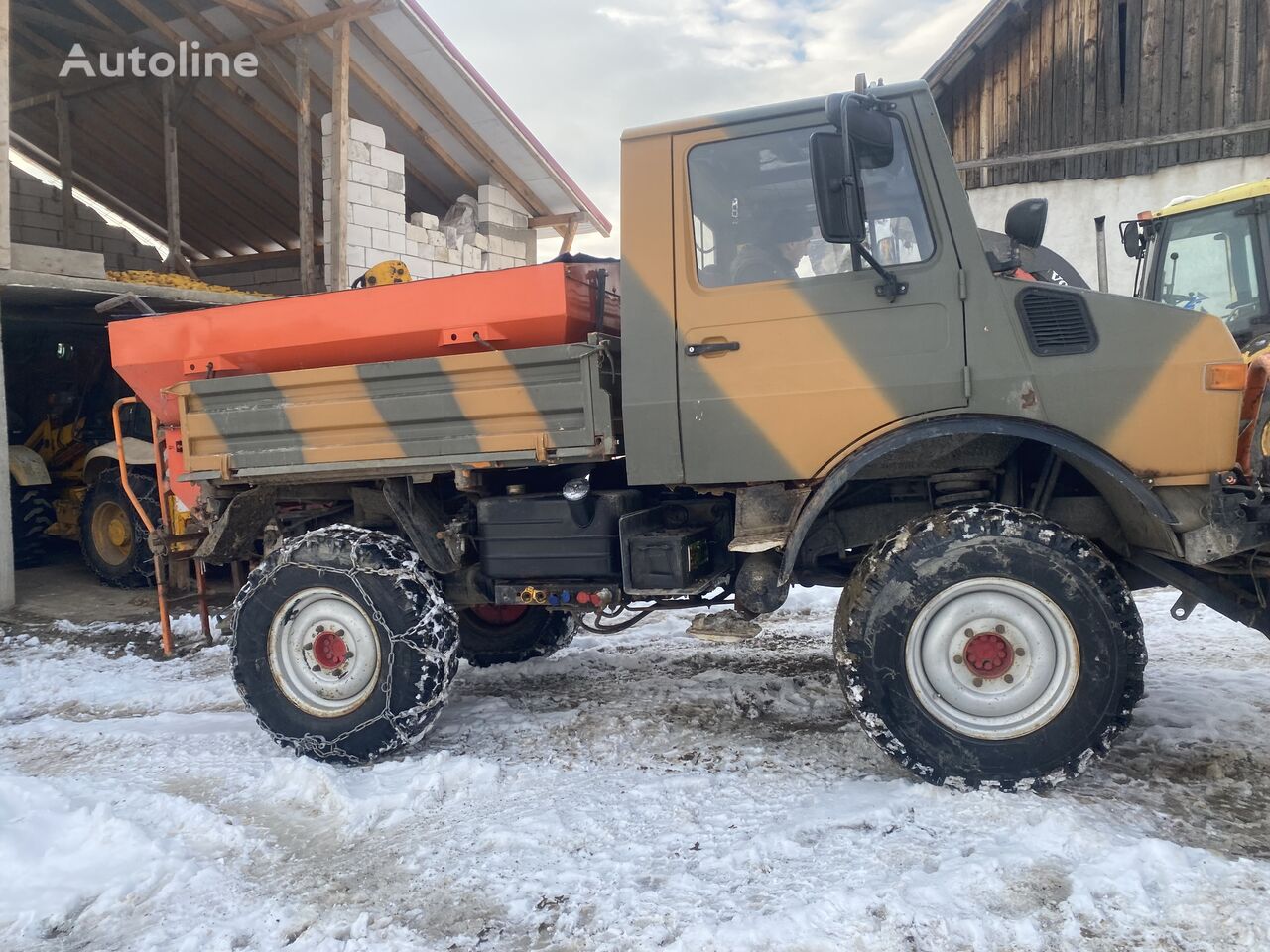 Mercedes-Benz Unimog univerzalna komunalna mašina