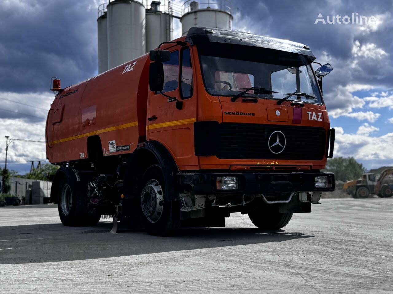 Mercedes-Benz 1414 vozilo za čišćenje ulica