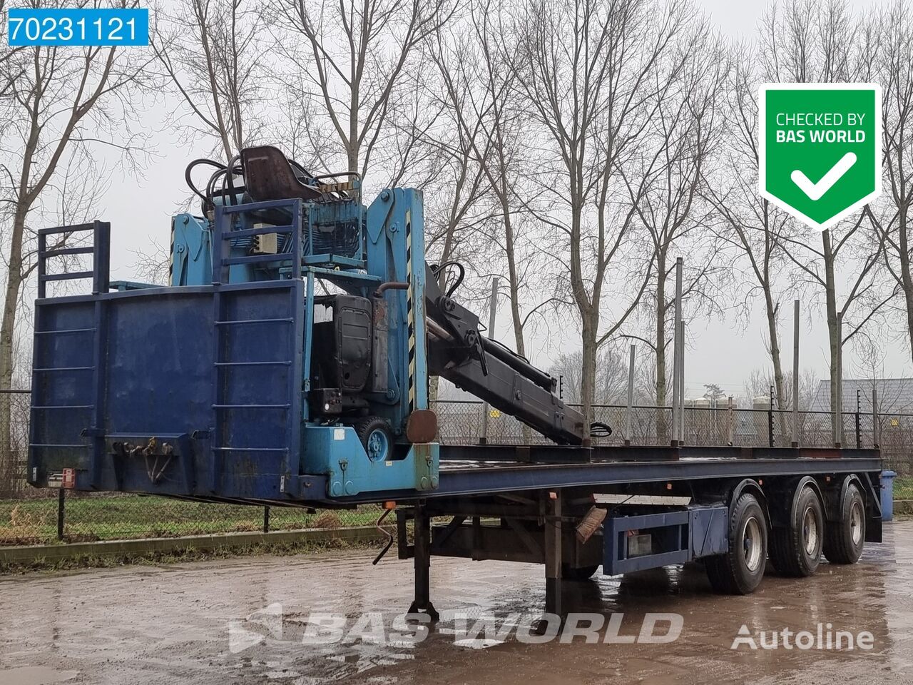 KWB KWB0 3 axles Liftachase 2x Lenkachse TÜV 07/24 HIAB R-265 poluprikolica sa ravnom platformom