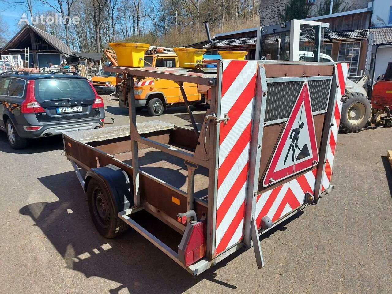 NISSEN B3 Absperrtafel vz 615 prikolica za građevinske strojeve