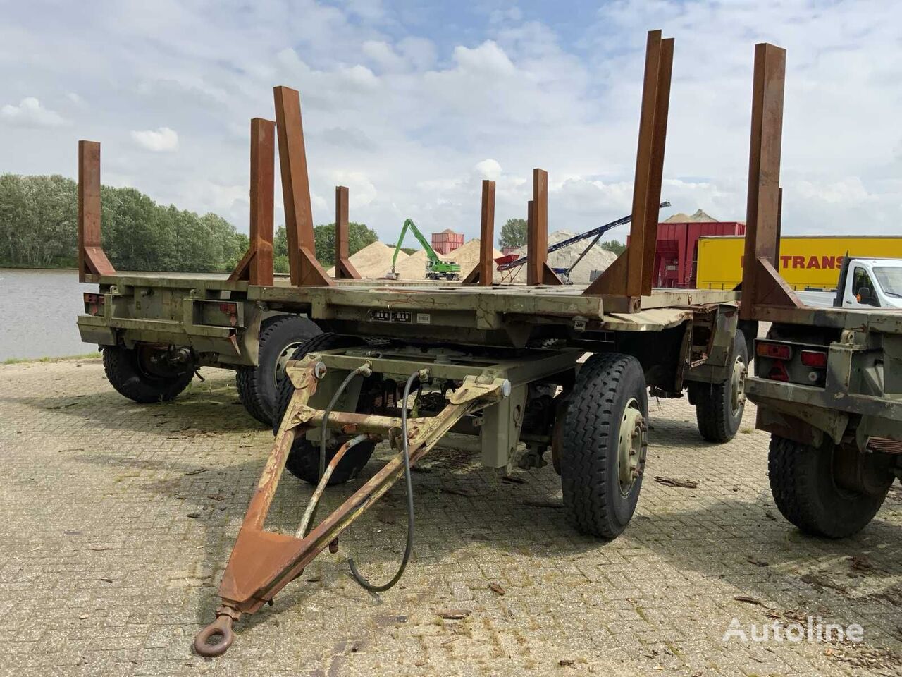 Transport kar šumarska prikolica