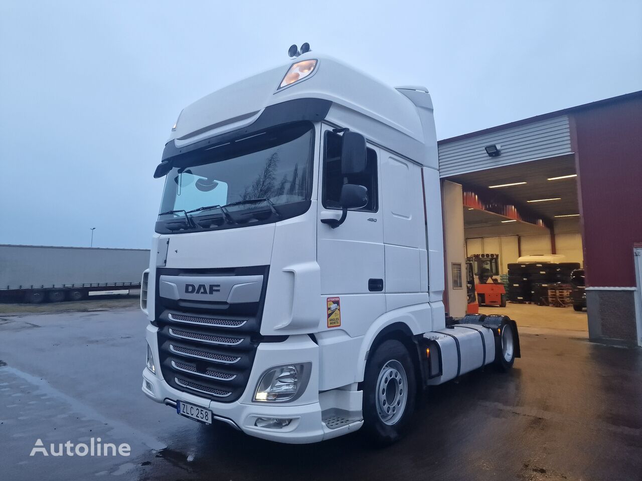 DAF FT XF480Z tegljač