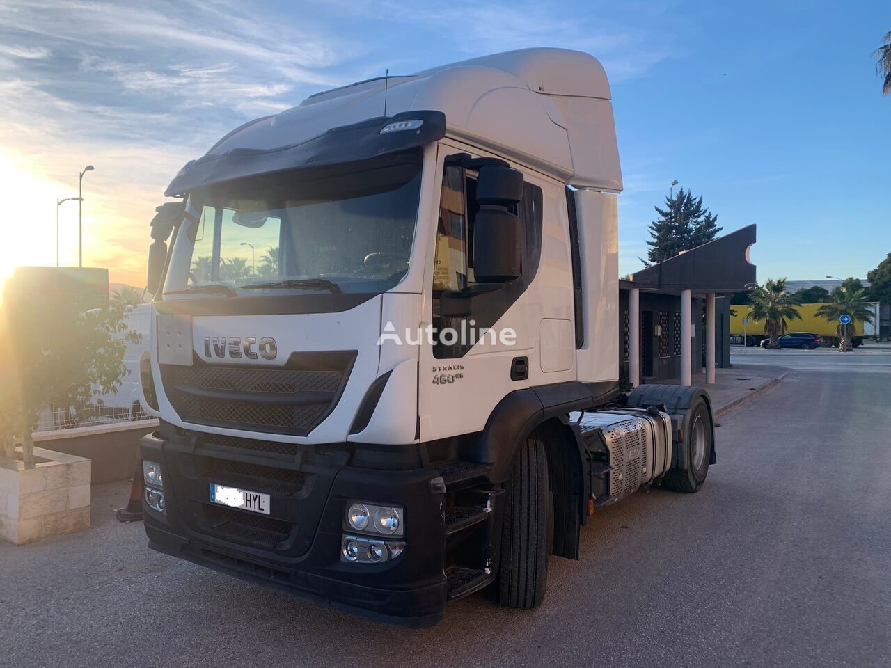 IVECO Stralis 460 tegljač