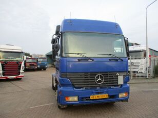 Mercedes-Benz Actros 1840 ACTROS 1840 LS EPS 3 PEDALS EURO 2 KIEPERHYDROLIEK G tegljač