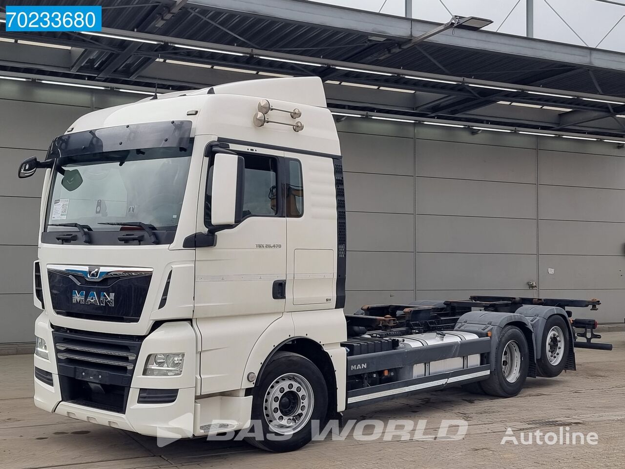 MAN TGX 26.470 6X2 Retarder XLX 2x Tanks Lift+Lenkachse Navi vozilo za prevoz kontejnera